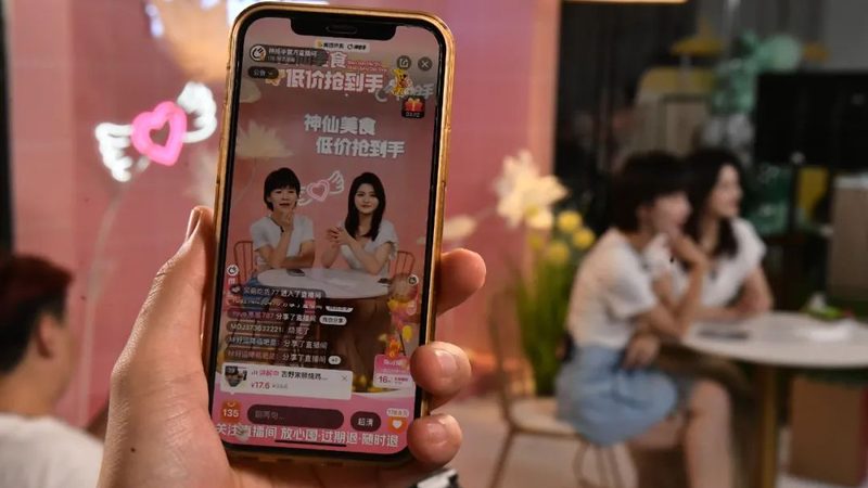 小型商用冰箱维修：厂家选择与保养要点**